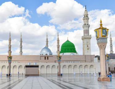 Reaching Madinah using Madinah to Makkah taxi